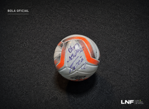 clube-de-membros-da-lnftv-promove-sorteio-exclusivo-de-bola-autografada-por-falcao