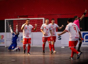 com-gol-no-fim,-america-rn-bate-o-sport-e-assume-a-lideranca-momentanea-da-lnf-silver-cresol