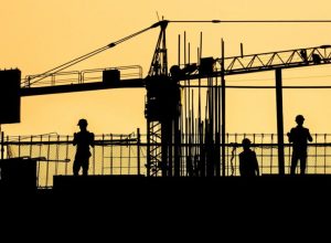 setor-da-construcao-civil-alerta-para-aumento-de-custos-e-precos-com-fim-da-escala-6×1