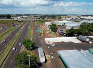 perimetral-leste-passa-a-ser-rota-obrigatoria-para-caminhoes-internacionais-em-foz-do-iguacu