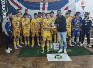 equipe-sub-18-do-joacaba-futsal-e-tetracampea-regional-dos-joguinhos-abertos