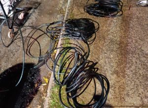 dois-homens-sao-presos-em-flagrante-por-furto-de-fios-de-cobre-no-coqueiral