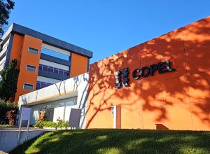 conta-de-luz-mais-cara-ja-gera-preocupacao-para-familias-no-parana