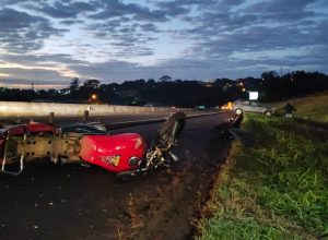sequencia-de-acidentes-e-registrada-na-prc-467,-proximo-ao-viaduto-da-avenida-piquiri