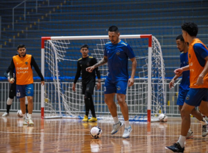 pato-futsal-mira-classico-em-confronto-direto-pelo-g-8-da-lnf