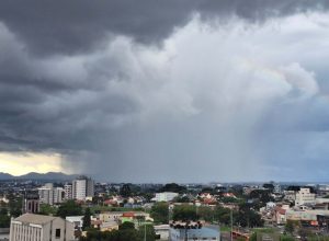 supercelula-provoca-tornado-e-antecede-chegada-de-frio-intenso-com-geadas