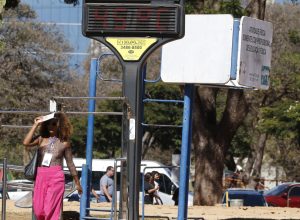 inmet-emite-alertas-vermelho-e-laranja-para-baixa-umidade-do-ar