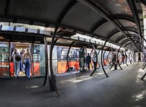 praca-rui-barbosa-ganha-novo-terminal-com-integracao-gratuita-entre-linhas-de-onibus-em-curitiba
