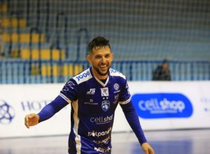 apos-hat-trick,-william-comemora-momento-do-foz-cataratas