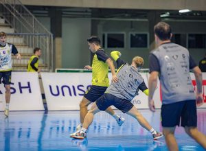 em-desafio-gigante,-jaragua-visita-magnus-tentando-acabar-com-longo-jejum