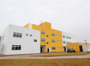 homem-e-detido-por-agredir-esposa-durante-discussao-na-avenida-rocha-pombo,-em-cascavel