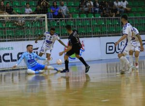 esporte-futuro-e-foz-cataratas-empatam-pela-19a-rodada-da-lnf-cresol-2025