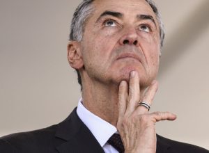 barroso-diz-que-julgamento-de-bolsonaro-ocorrera-com-serenidade