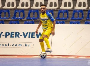 sao-jose-anuncia-a-renovacao-do-capitao-ronney-para-2026