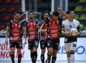 duelo-de-campeoes-marca-19a-rodada-da-lnf-cresol-2025