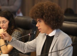 stj-suspende-punicao-contra-deputado-petista-acusado-de-tumulto-no-legislativo-do-parana