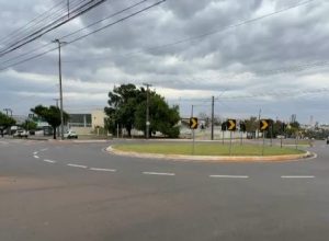 com-29-rotatorias,-cascavel-enfrenta-desafio-de-educar-motoristas-no-transito