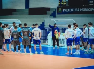 cruzeiro-x-velez-camaqua:-onde-assistir-a-partida-pela-lnf