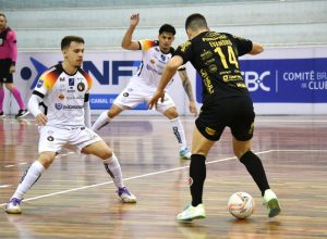 joacaba-e-blumenau-ficam-no-empate-pela-20a-rodada-da-lnf-cresol-2025