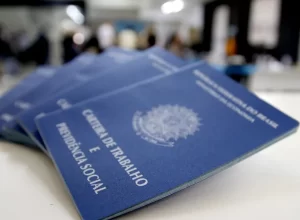 cascavel-recebe-primeira-edicao-da-feira-emprega-transporte-com-150-vagas