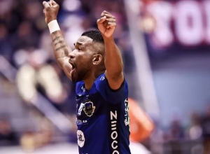 com-trio-paranaense,-lnf-chega-a-oito-times-garantidos-nos-playoffs