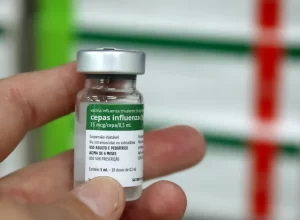 prefeitura-de-cascavel-recebe-mais-de-1,9-mil-doses-e-retoma-vacinacao-contra-gripe