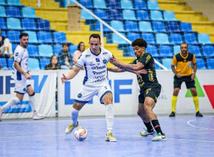 tubarao-supera-joacaba-pela-lnf-cresol-2025