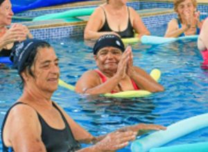 cascavel-abre-285-vagas-gratuitas-para-aulas-de-hidro-e-natacao-na-zona-norte
