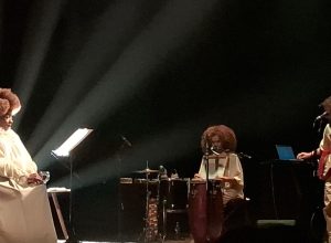 zeze-motta-celebra-80-anos-com-primeiro-monologo