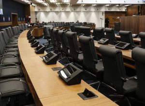 pacote-do-legislativo-do-rio-expoe-pretos-a-discriminacao,-diz-forum