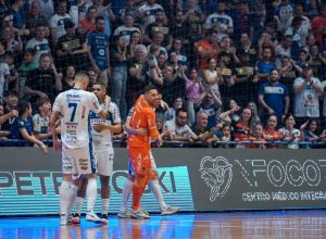 pato-encara-o-minas-de-olho-no-g-8-da-lnf