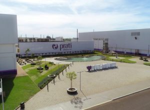 prati-donaduzzi-movimenta-7-bilhoes-de-doses-de-medicamentos-por-ano-no-sus