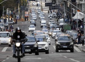 emplacamentos-crescem-ate-104%-nos-municipios-apos-anuncio-de-reducao-do-ipva