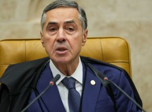 barroso-diz-que-stf-deve-avaliar-reacao-contra-sancoes-dos-eua