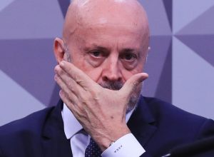 mendonca-vota-para-manter-prisao-de-suspeitos-por-fraude-no-inss