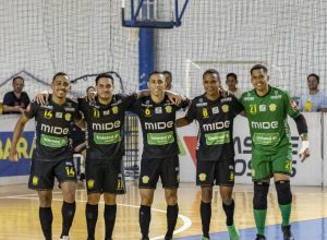 praia-clube-vence-dracena-pela-ultima-rodada-da-1a-fase-da-lnf-cresol-2025