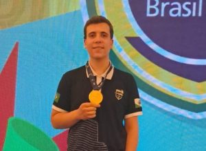 aluno-do-senai-cascavel-conquista-medalha-de-bronze-na-worldskills-brasil-2025