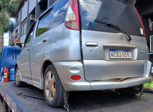 veiculo-com-placas-do-paraguai-e-flagrado-com-maconha-escondida-na-br-163