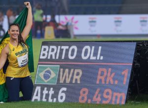 mundial:-wanna-brito-e-antonia-keyla-brilham-com-ouros-e-recordes